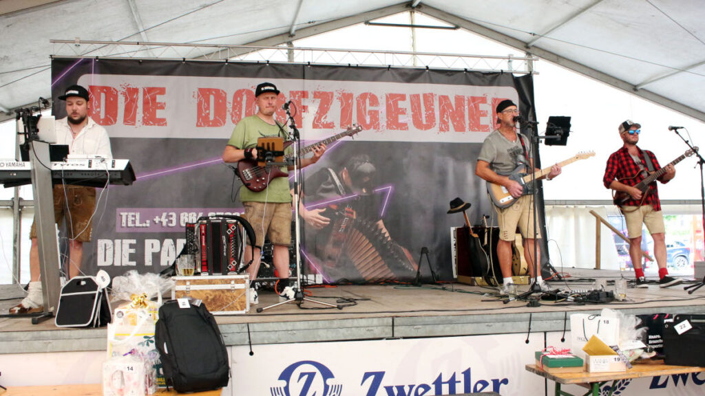 Die Dorfzigeuner beim Sommerfest Ottenschlag 2025