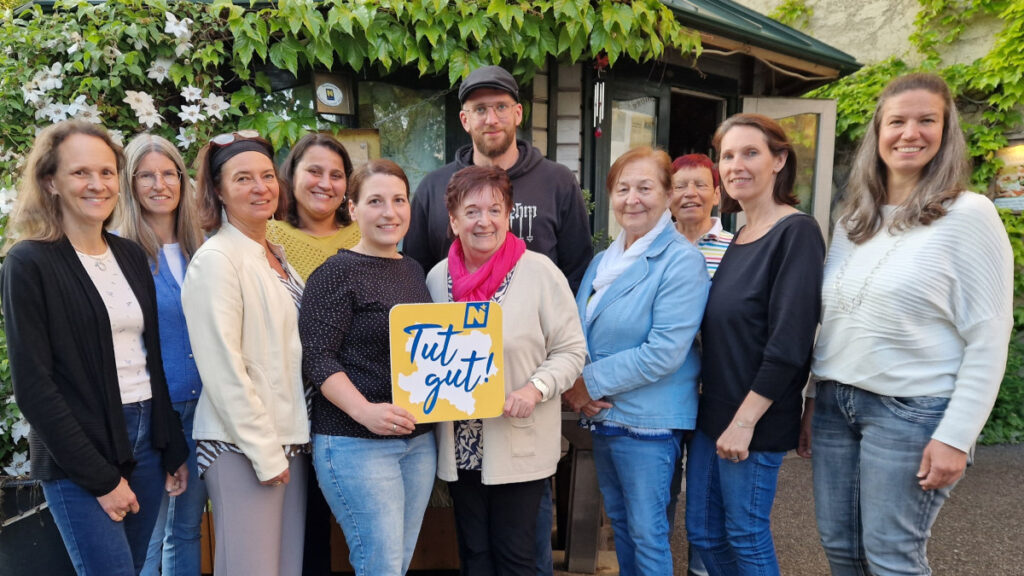 Die Teilnehmenden der Ideenwerkstatt 2026 v.l.: Sigrid Ruth, Michaela Mosgöller, Claudia Stöcklhuber, Maria Brandstetter, Sonja Zach, Christa Jager, Mathias Laschkolnig, Herta Zeinzinger, Gaby Führer, Beate Teuschl und Veronika Müllner.